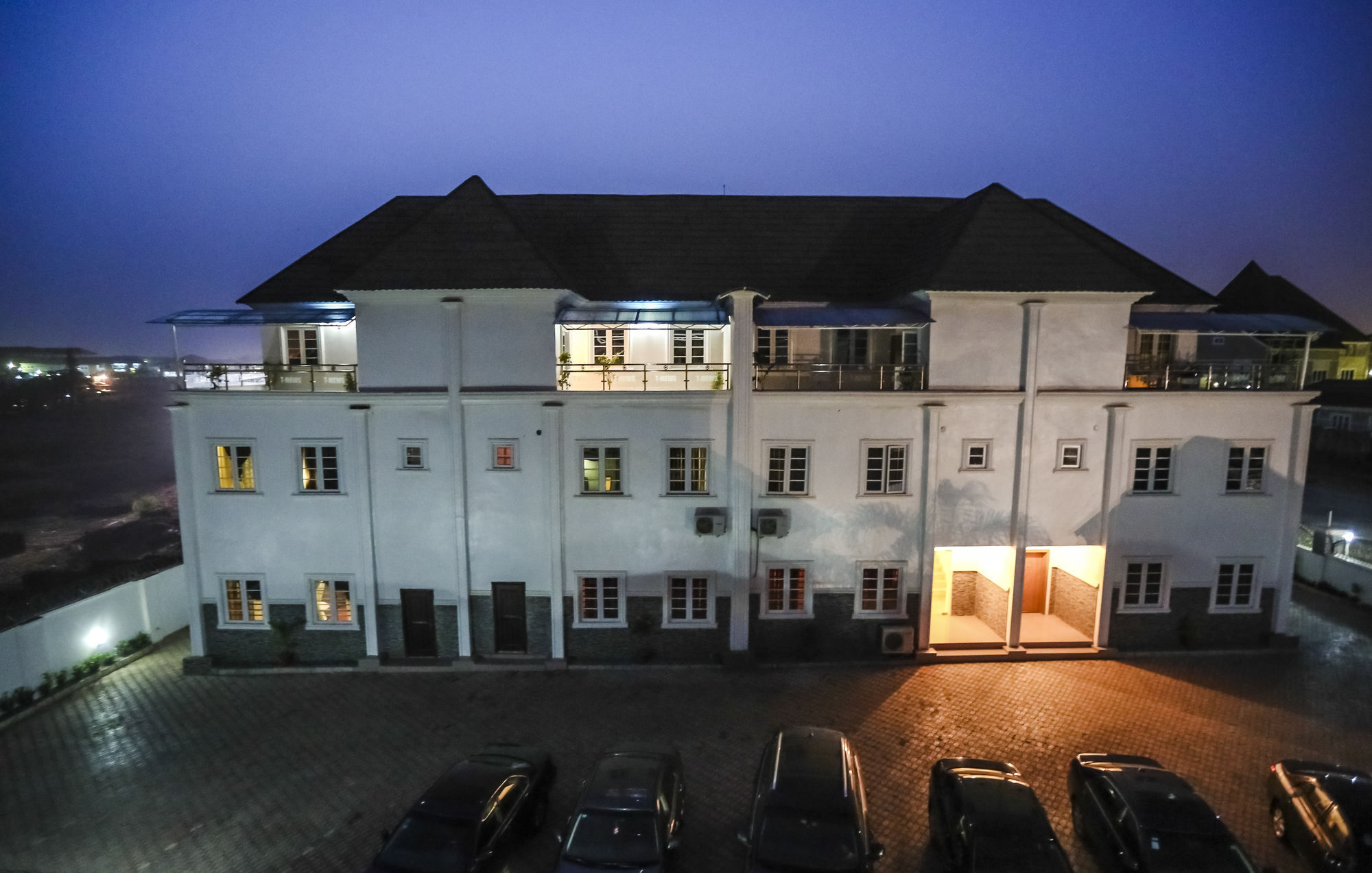 Tranquil Mews Hotel Jabi Dış mekan fotoğraf